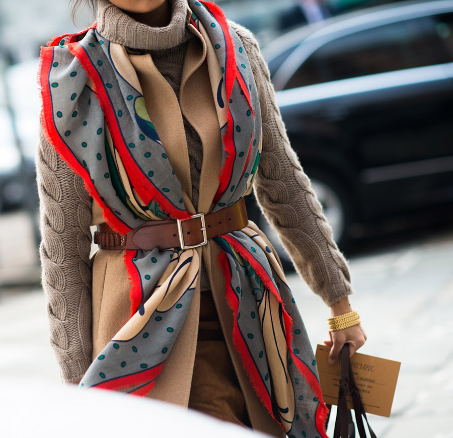 How to wear a scarf in style