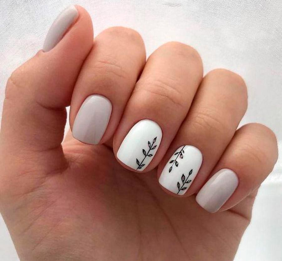 Short square nails