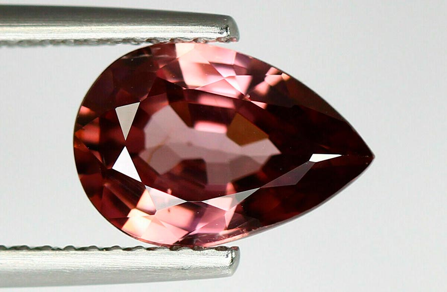 Spinel king stone