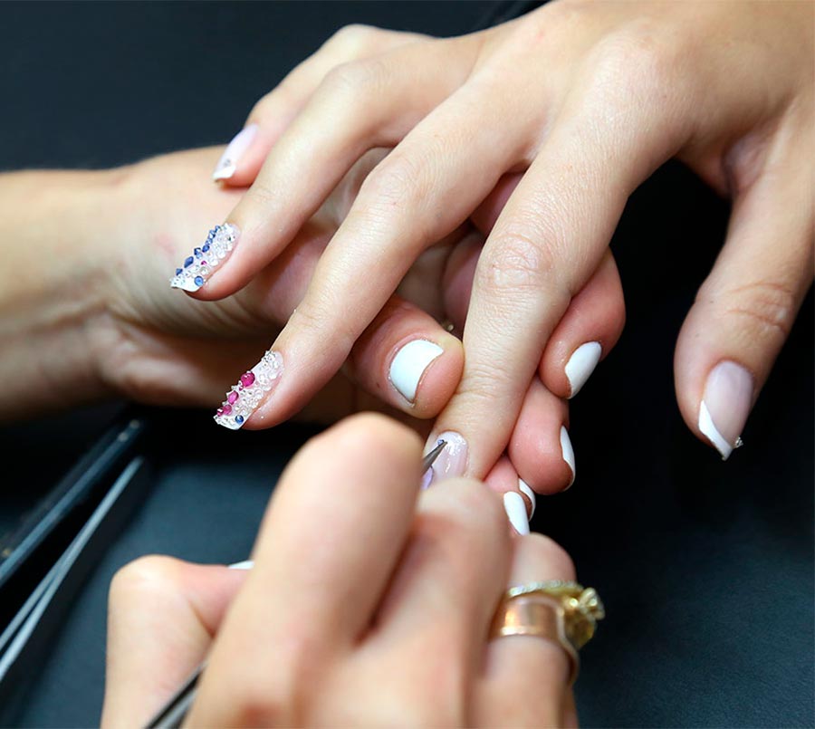 Manicure with precious stones