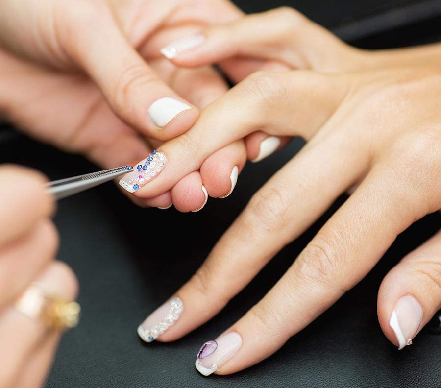 Manicure with precious stones