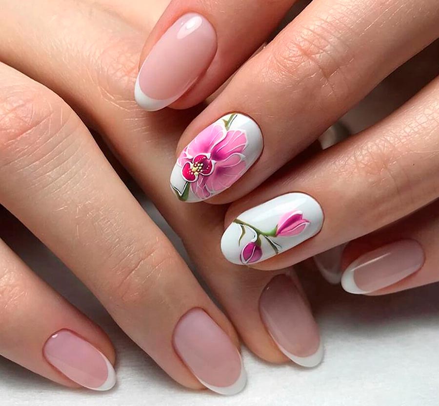 Manicure ideas with flowers