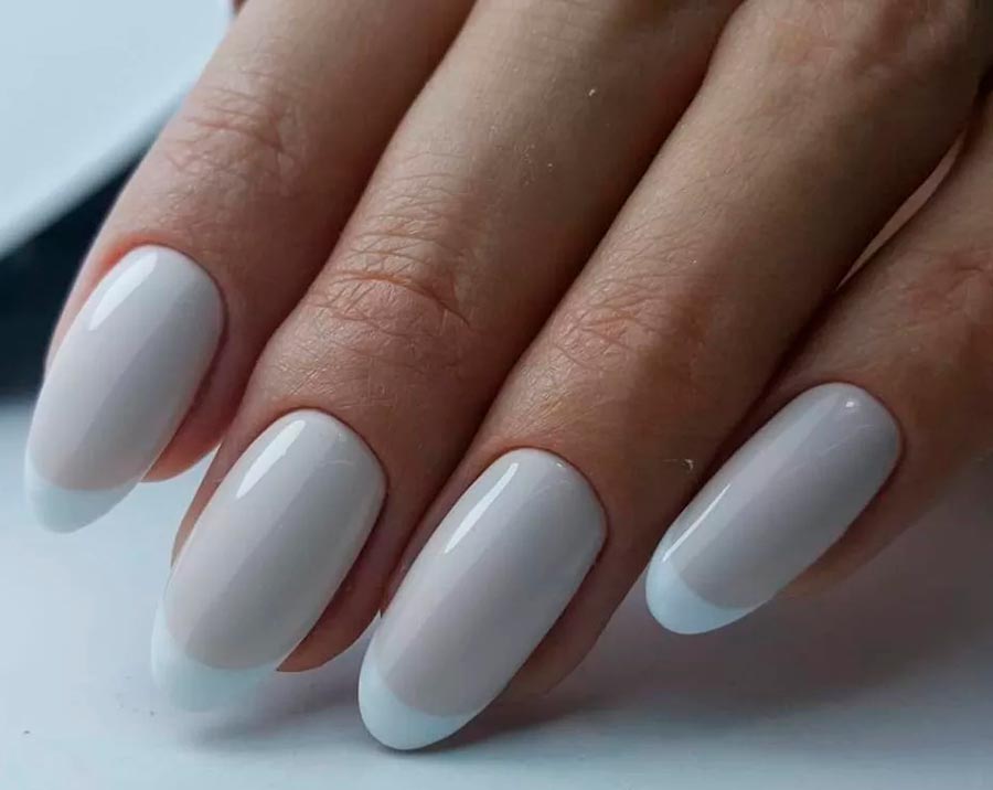 White French manicure