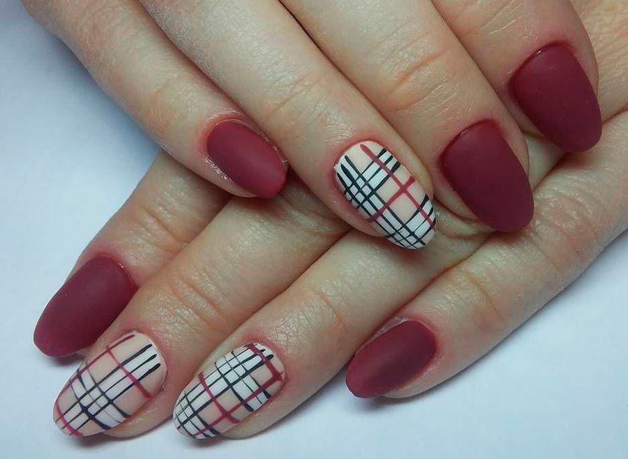 Graphic design of nails