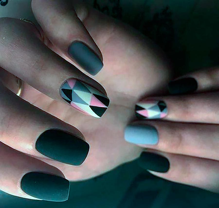 Graphic manicure