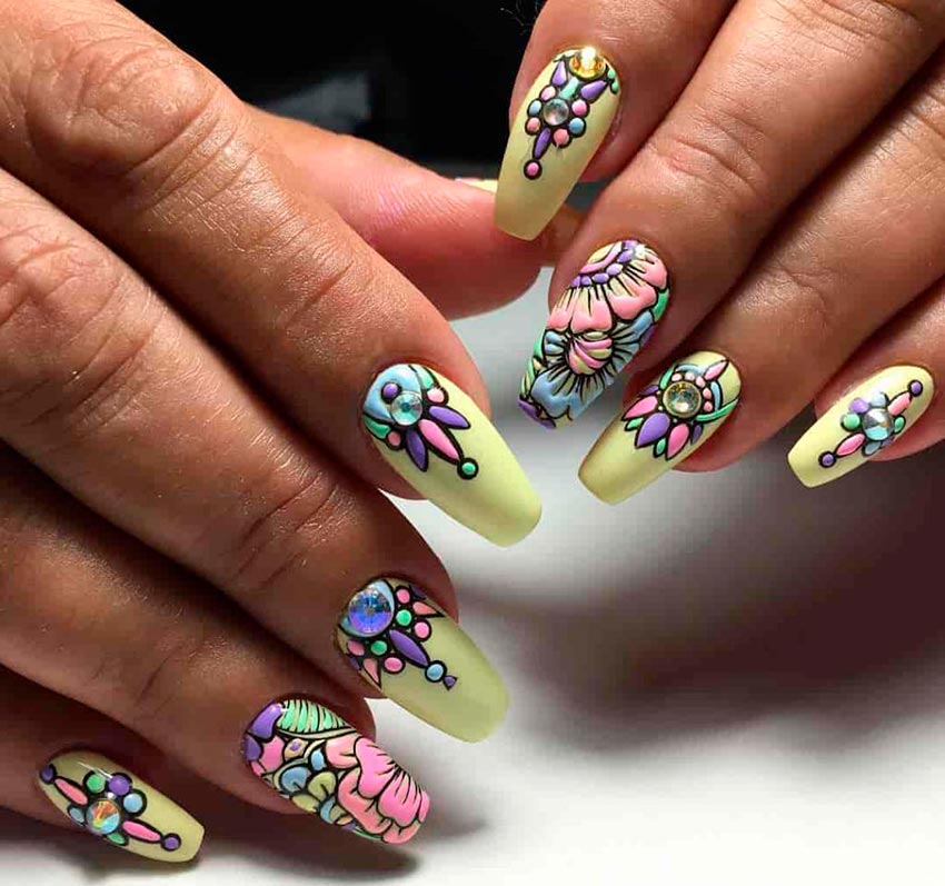 Floral manicure: top 10 best ideas for 2024