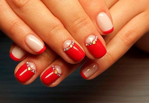 Manicure in red: the best ideas and trends