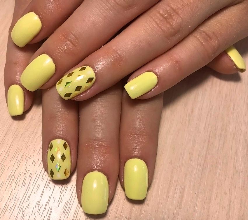 Yellowish manicure