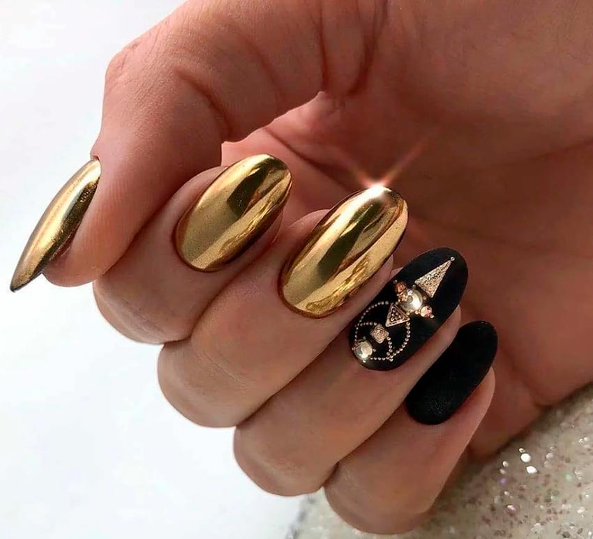 Gold nails