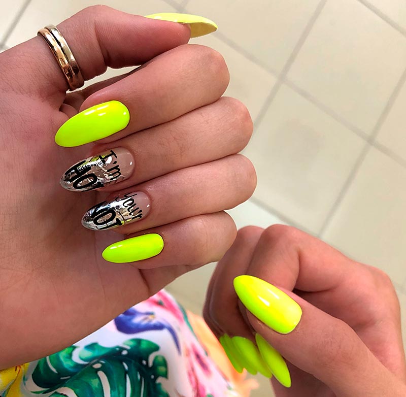 Neon manicure