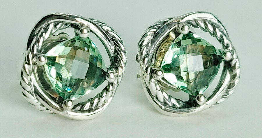 Earrings with prasiolite