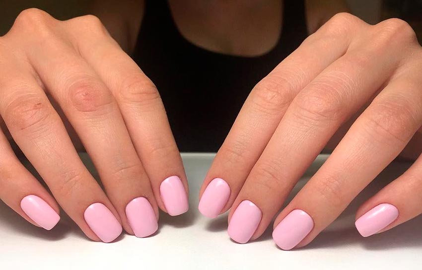 Manicure pink