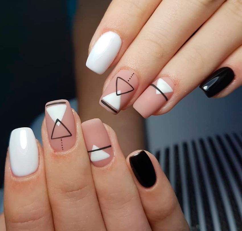 Geometry in manicure