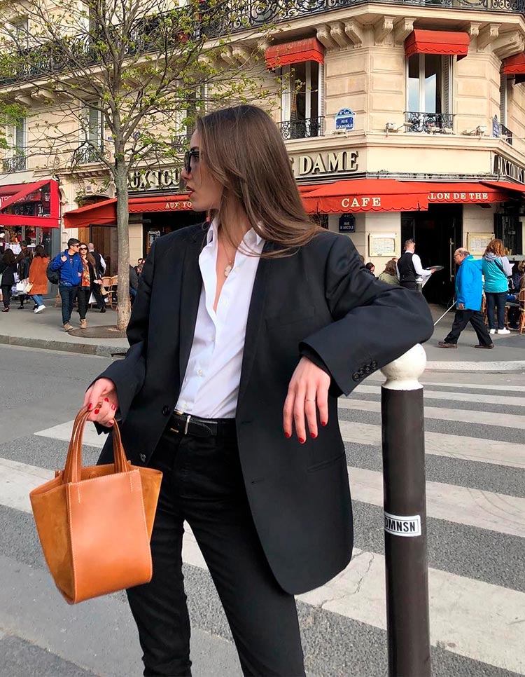 Parisian girl style