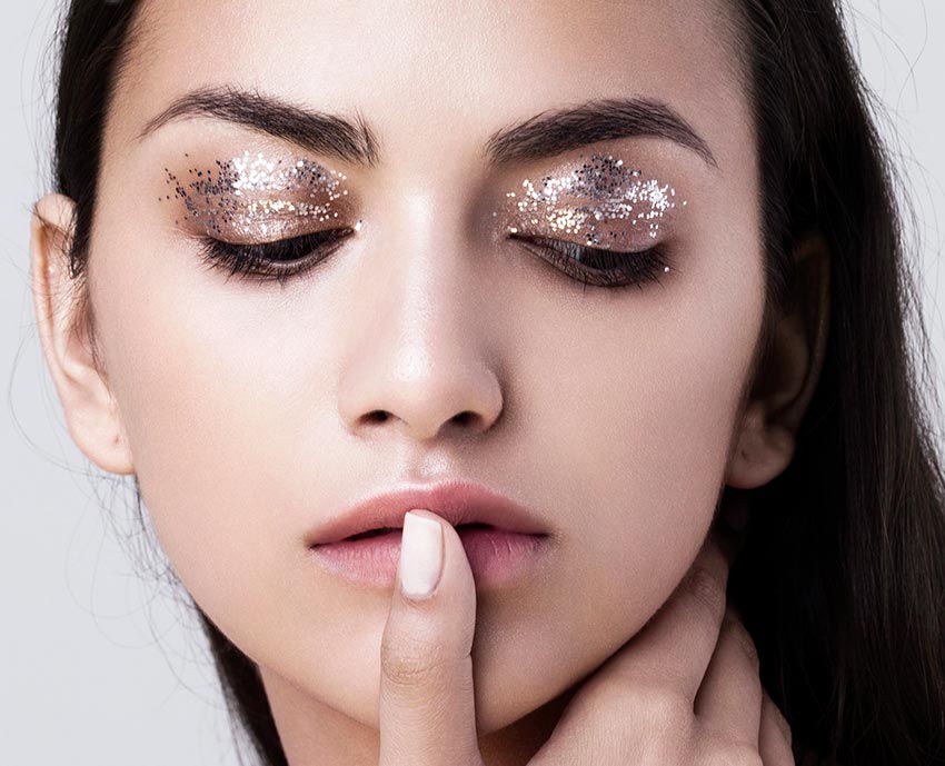 Glitter makeup