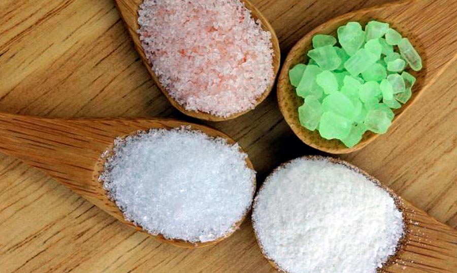 Salt baths for beauty